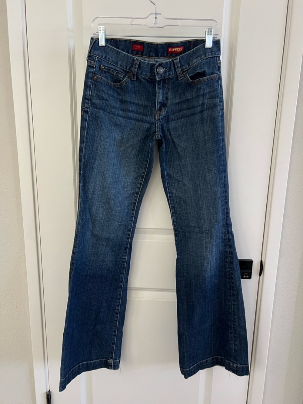Express Eva Women's Dark Blue Jeans